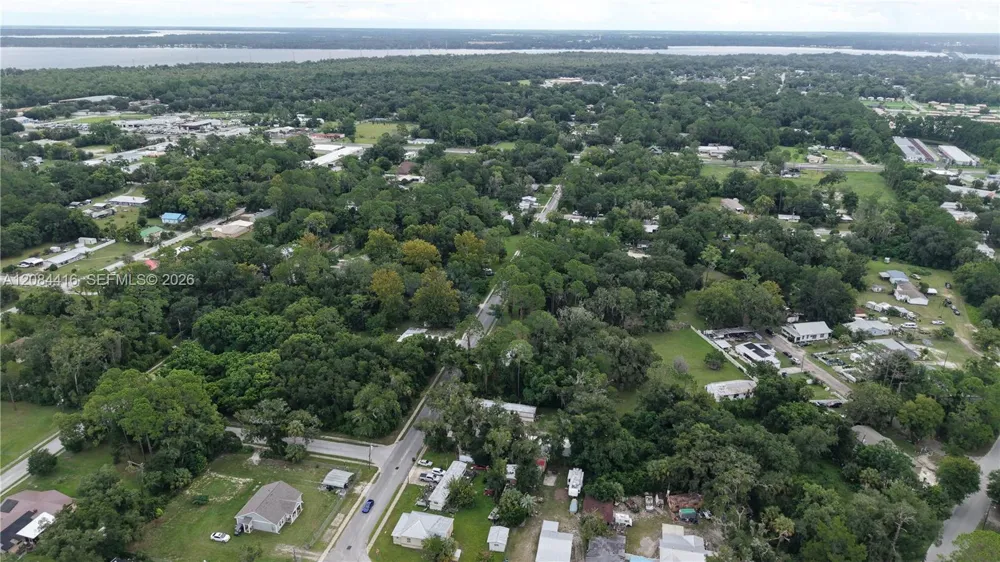 221 W PALMETTO ST Other City - In The State Of Florida, FL 32177