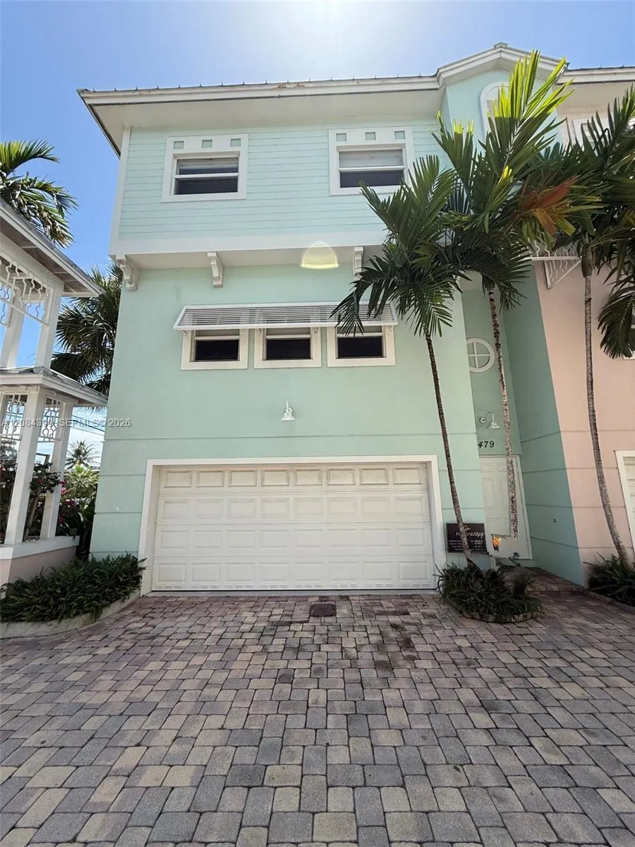 479 NE 1st St Pompano Beach, FL 33060