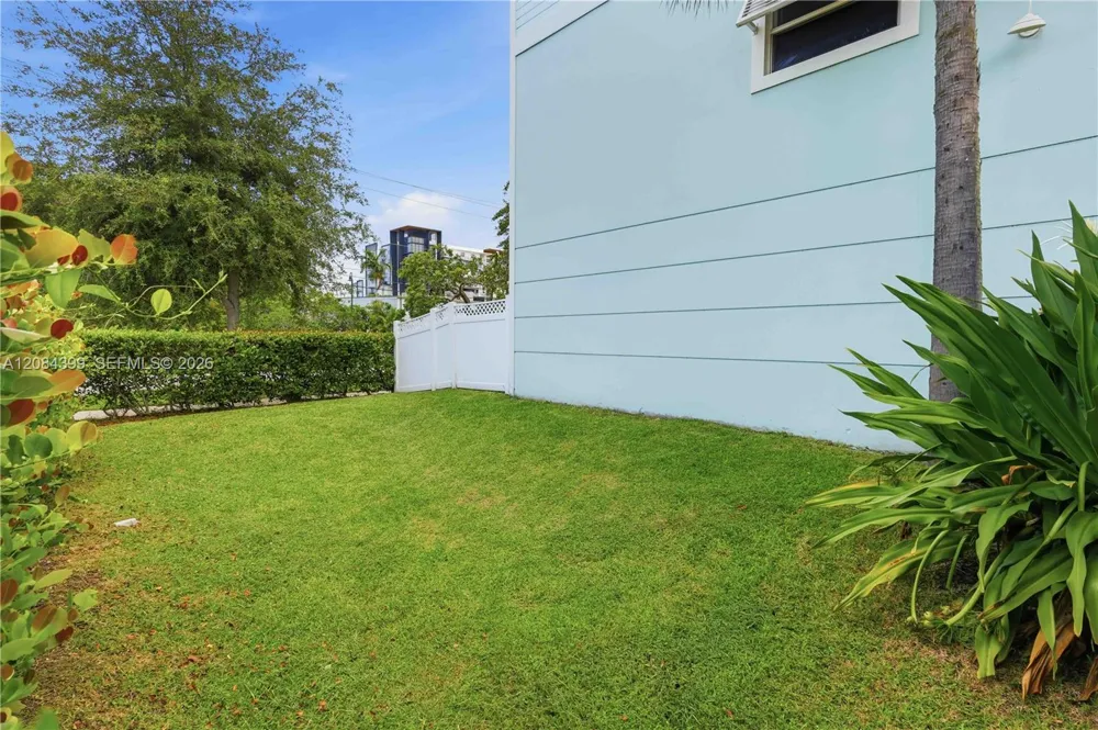 479 NE 1st St Pompano Beach, FL 33060