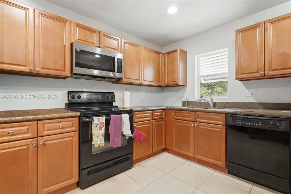 479 NE 1st St Pompano Beach, FL 33060