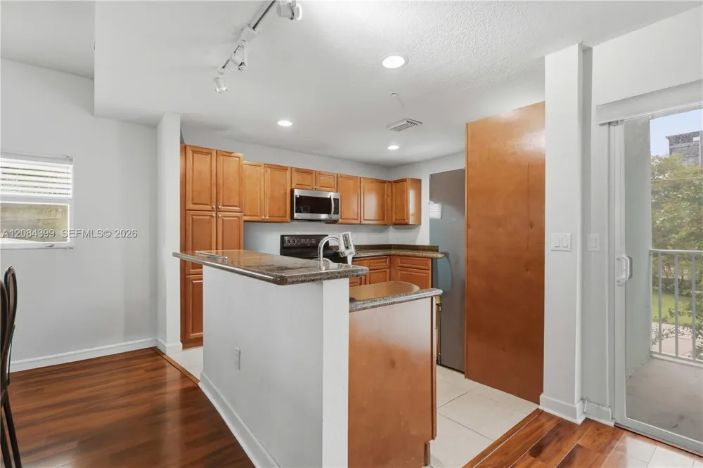 479 NE 1st St Pompano Beach, FL 33060