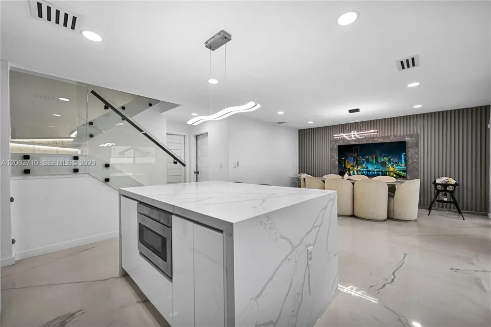 18038 SW 12th Ct Pembroke Pines, FL 33029