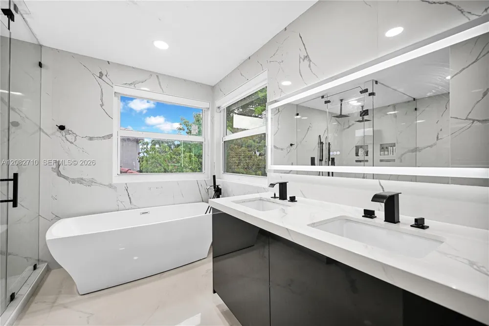18038 SW 12th Ct Pembroke Pines, FL 33029