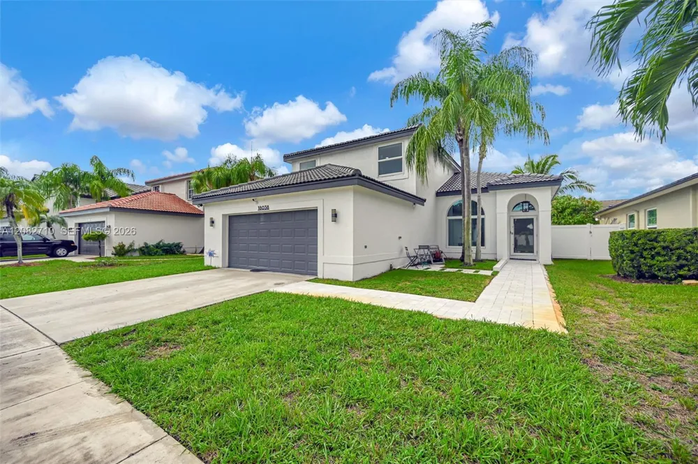 18038 SW 12th Ct Pembroke Pines, FL 33029