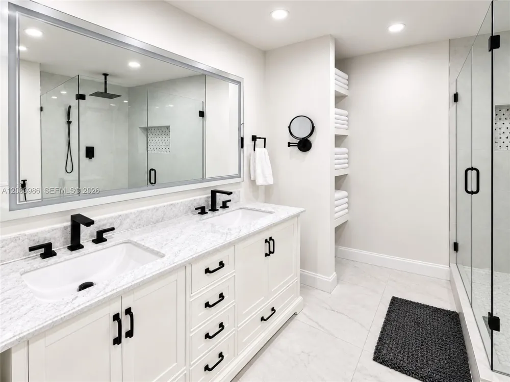 327 Marquee Dr Kissimmee, FL 34758
