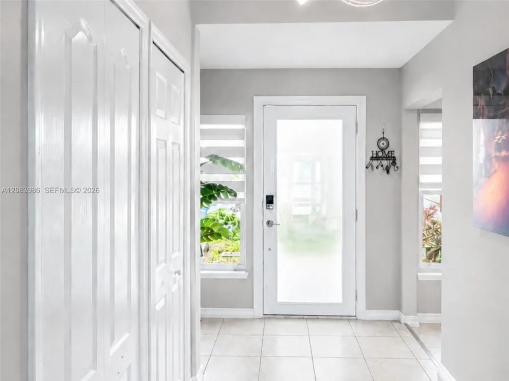 327 Marquee Dr Kissimmee, FL 34758