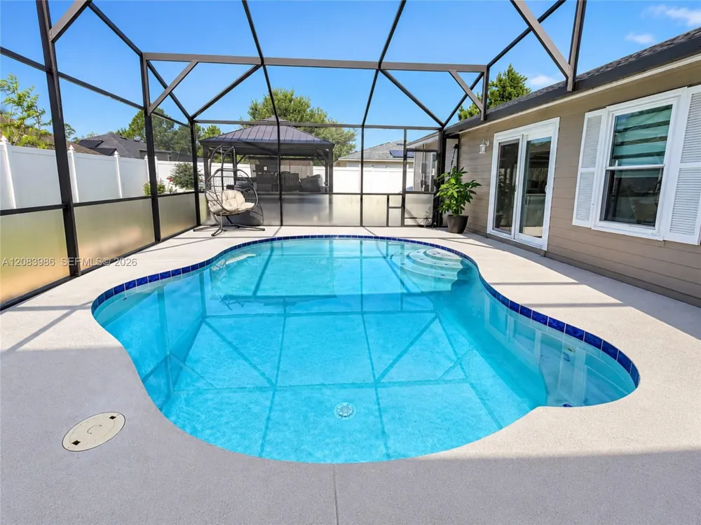 327 Marquee Dr Kissimmee, FL 34758