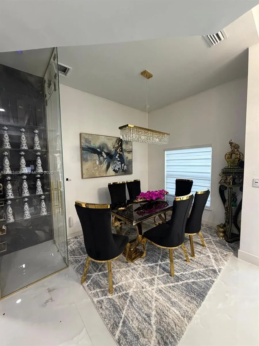 2240 9th st Cape Coral, FL 33993