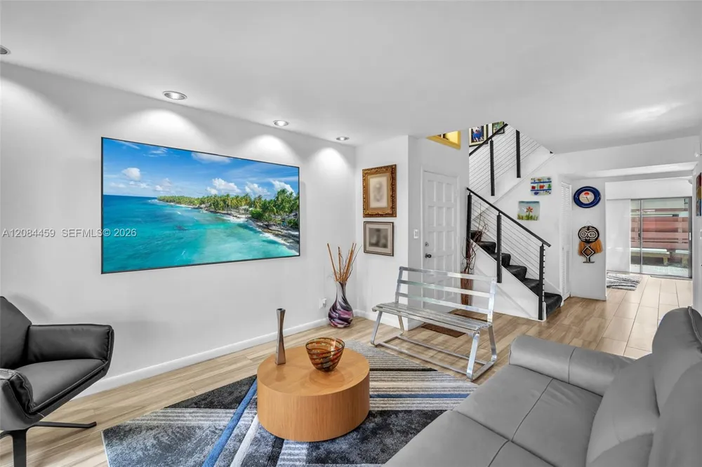 3908 Parkside Ln #229 Hollywood, FL 33021