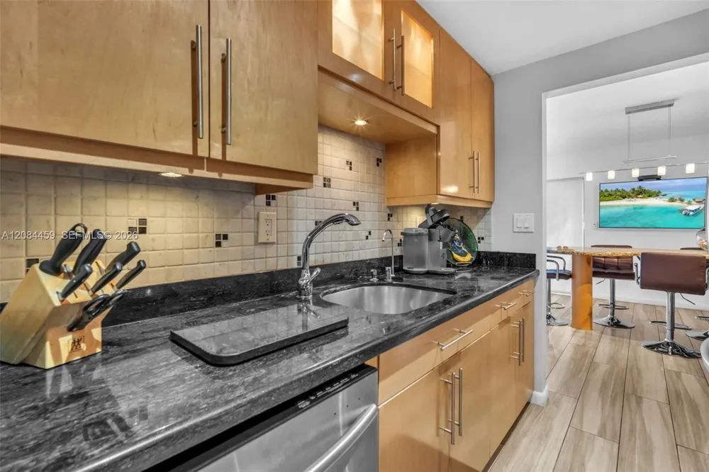 3908 Parkside Ln #229 Hollywood, FL 33021