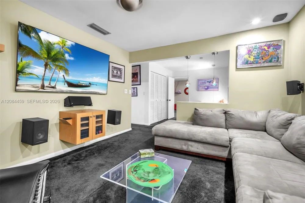 3908 Parkside Ln #229 Hollywood, FL 33021