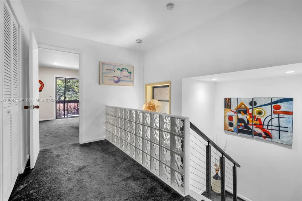 3908 Parkside Ln #229 Hollywood, FL 33021