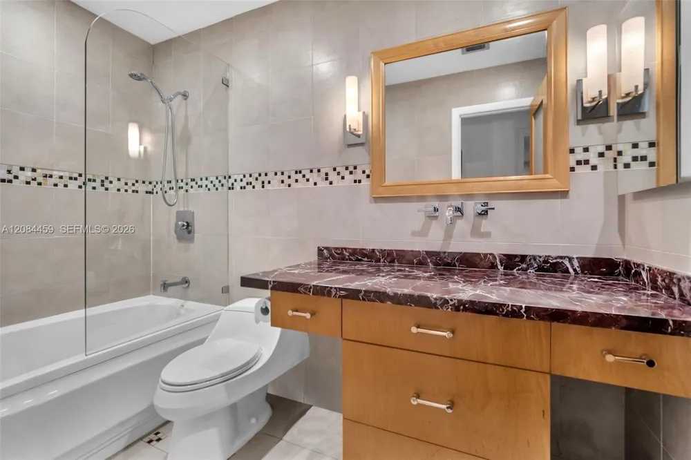 3908 Parkside Ln #229 Hollywood, FL 33021