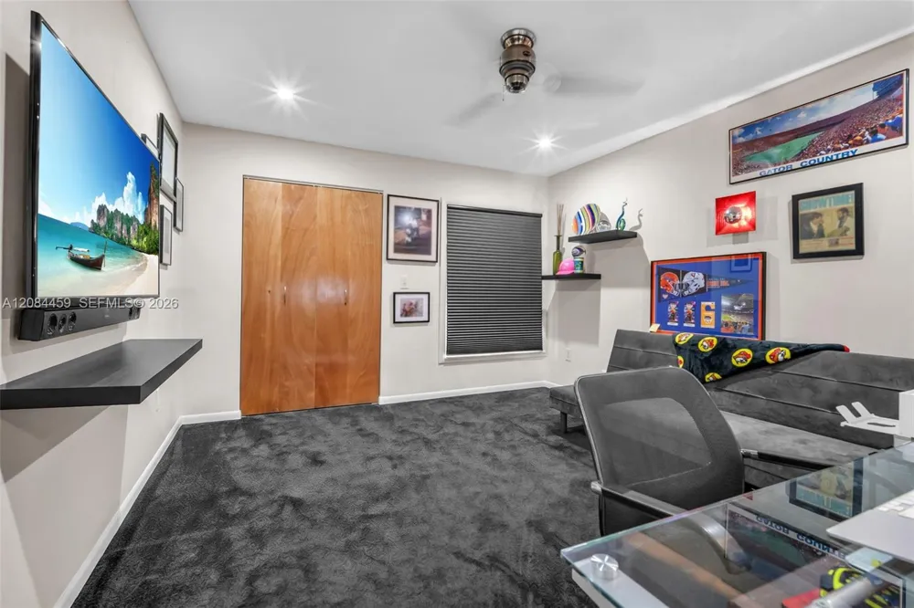 3908 Parkside Ln #229 Hollywood, FL 33021