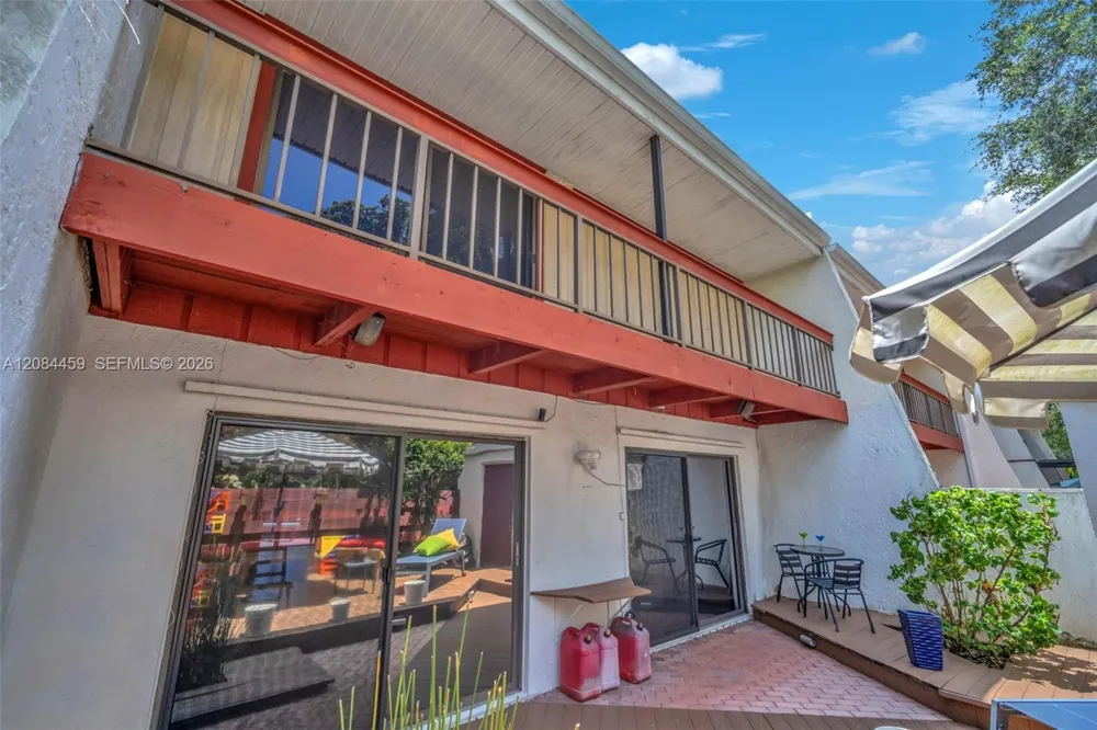 3908 Parkside Ln #229 Hollywood, FL 33021