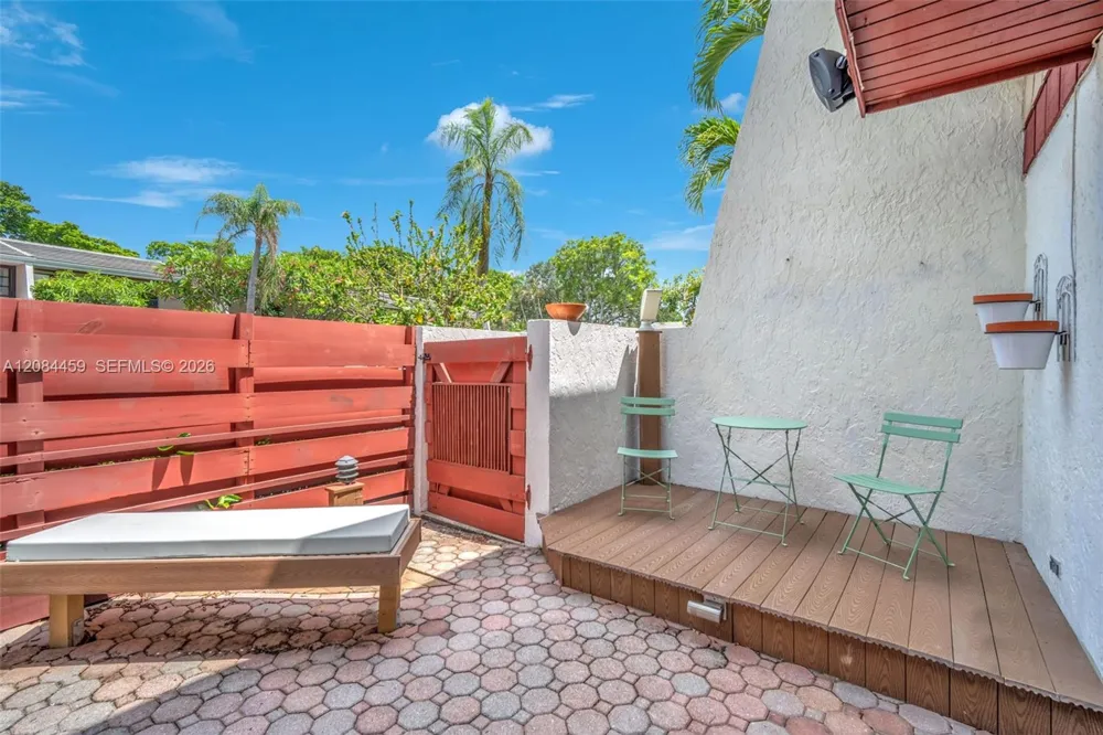 3908 Parkside Ln #229 Hollywood, FL 33021