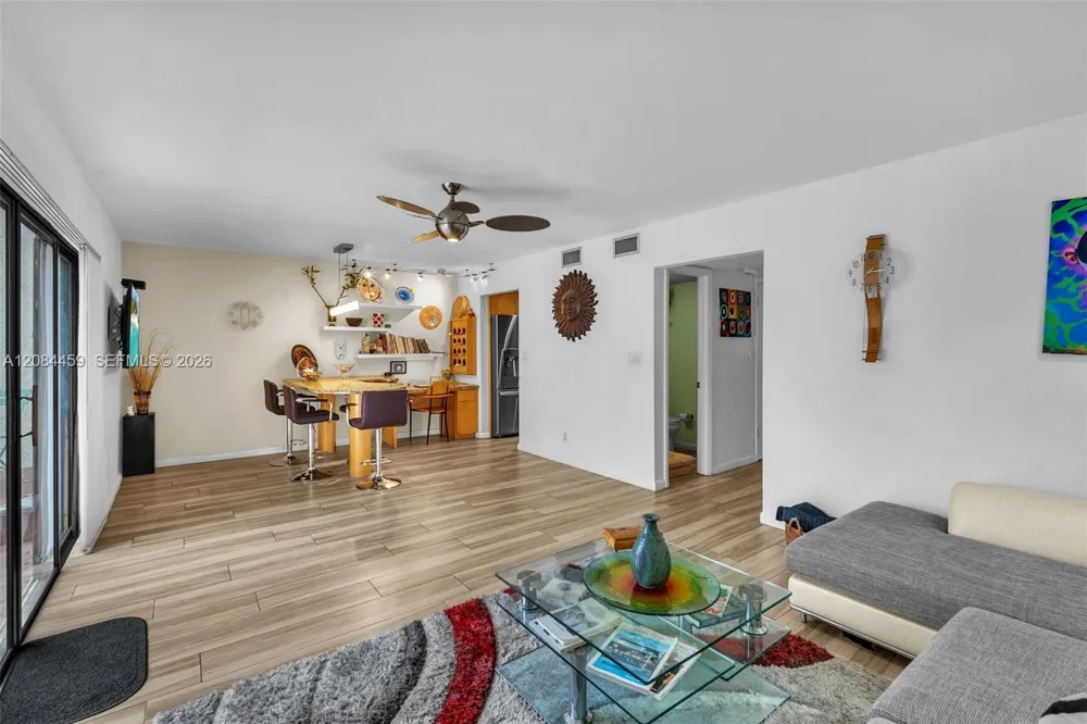 3908 Parkside Ln #229 Hollywood, FL 33021
