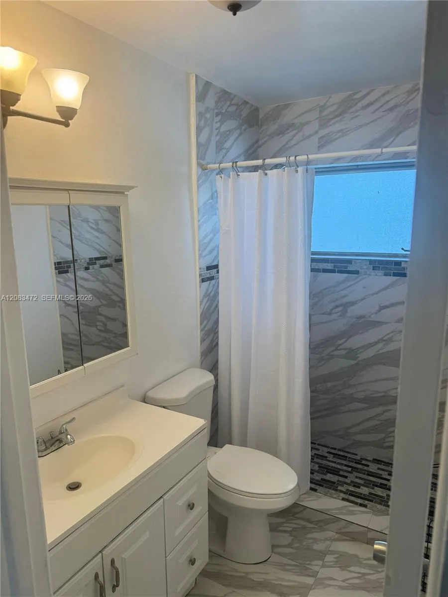 Address Not Shown Hollywood, FL 33020