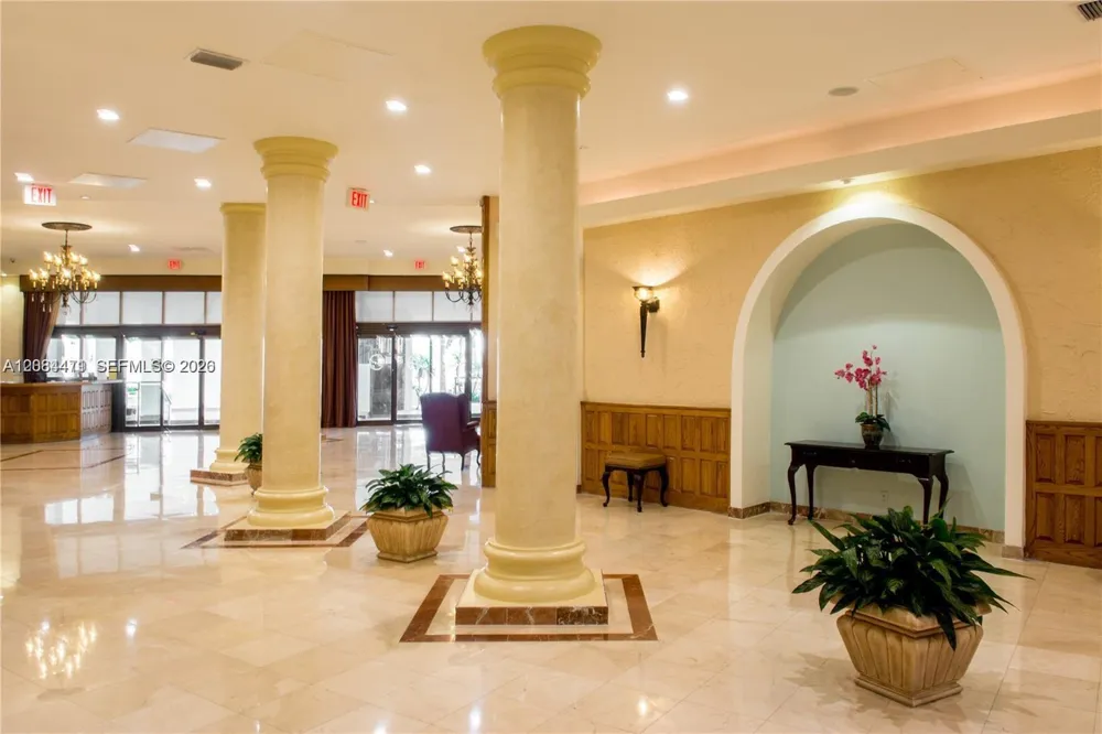3725 S Ocean Dr #715 Hollywood, FL 33019