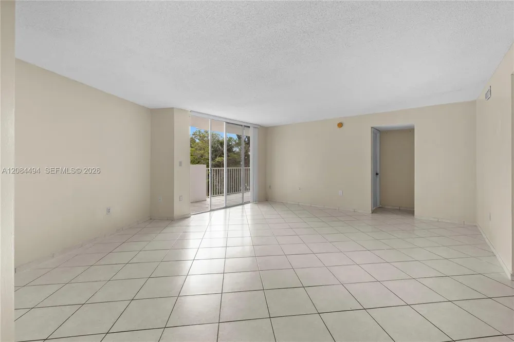 1200 NE Miami Gardens Dr #315W Miami, FL 33179