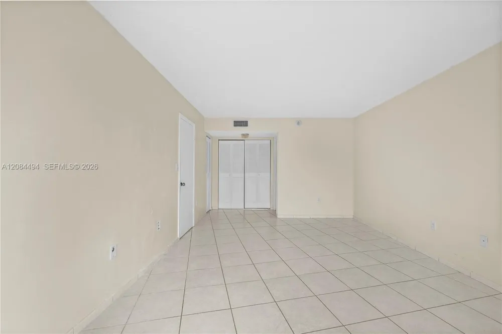1200 NE Miami Gardens Dr #315W Miami, FL 33179