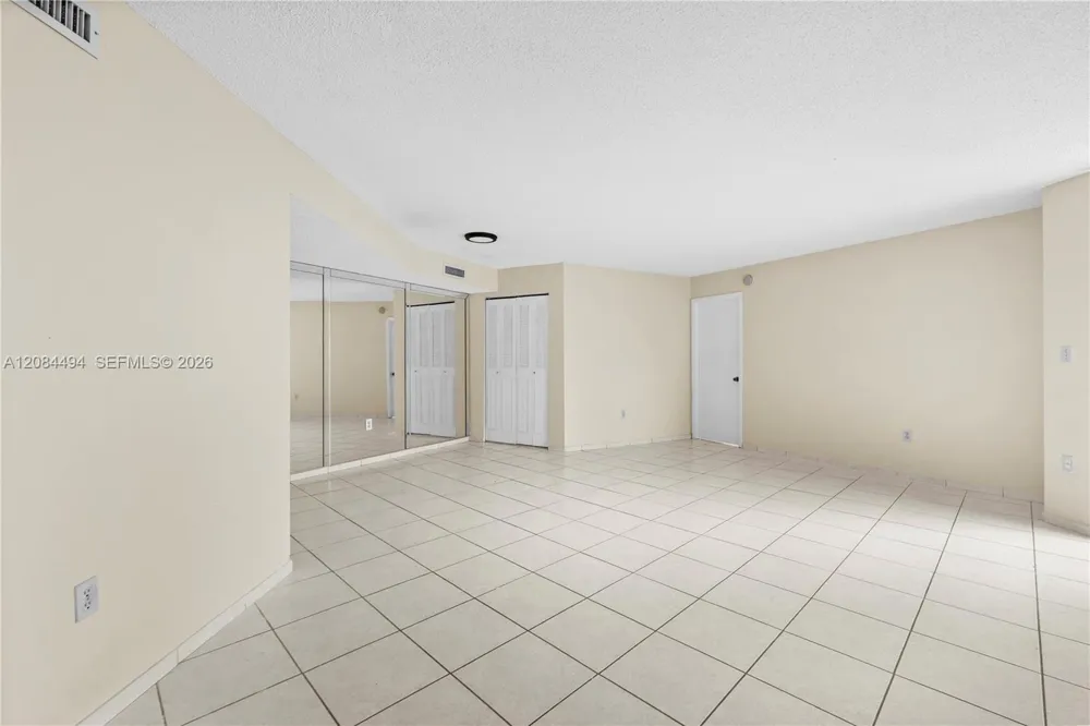 1200 NE Miami Gardens Dr #315W Miami, FL 33179