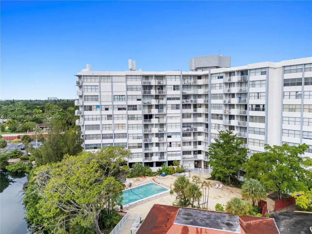 1200 NE Miami Gardens Dr #315W Miami, FL 33179