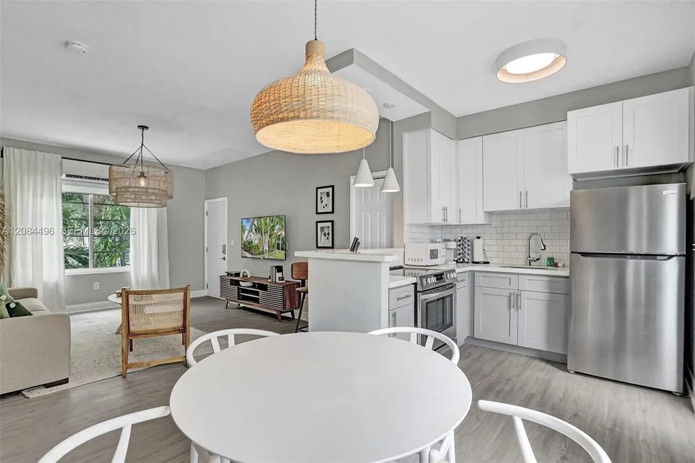 1431 Lincoln Ter #3 Miami Beach, FL 33139