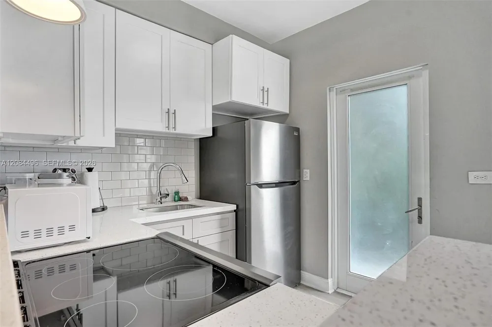 1431 Lincoln Ter #3 Miami Beach, FL 33139