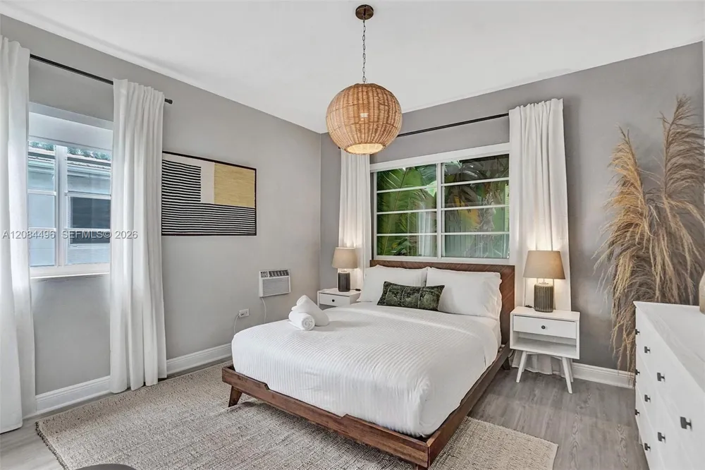 1431 Lincoln Ter #3 Miami Beach, FL 33139