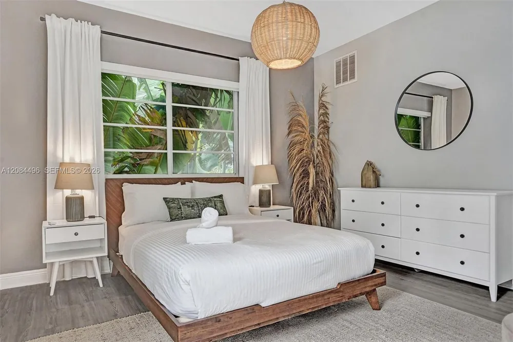 1431 Lincoln Ter #3 Miami Beach, FL 33139