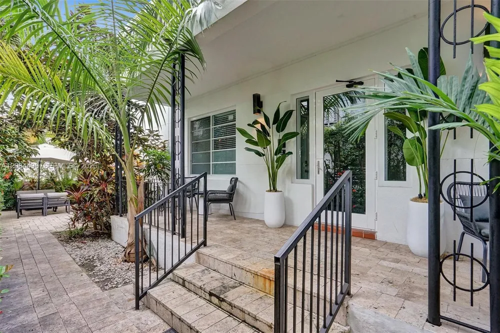 1431 Lincoln Ter #3 Miami Beach, FL 33139