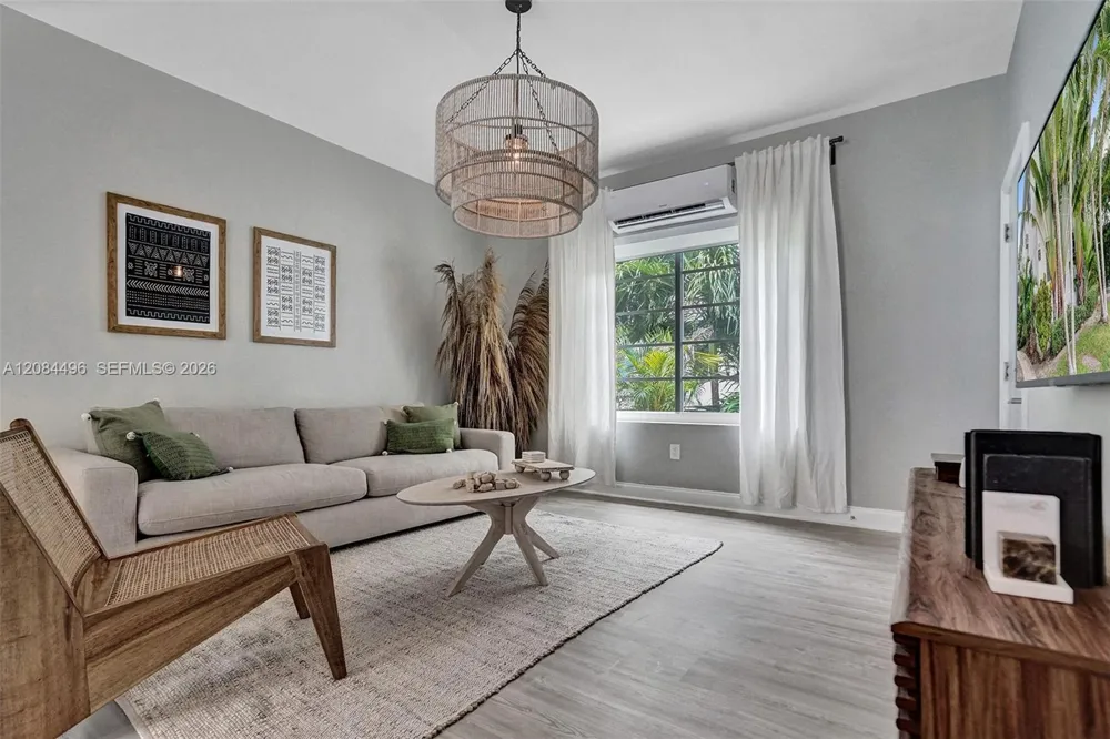 1431 Lincoln Ter #3 Miami Beach, FL 33139