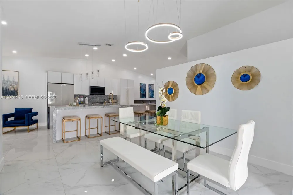 17374 NW 66th Pl Hialeah, FL 33015