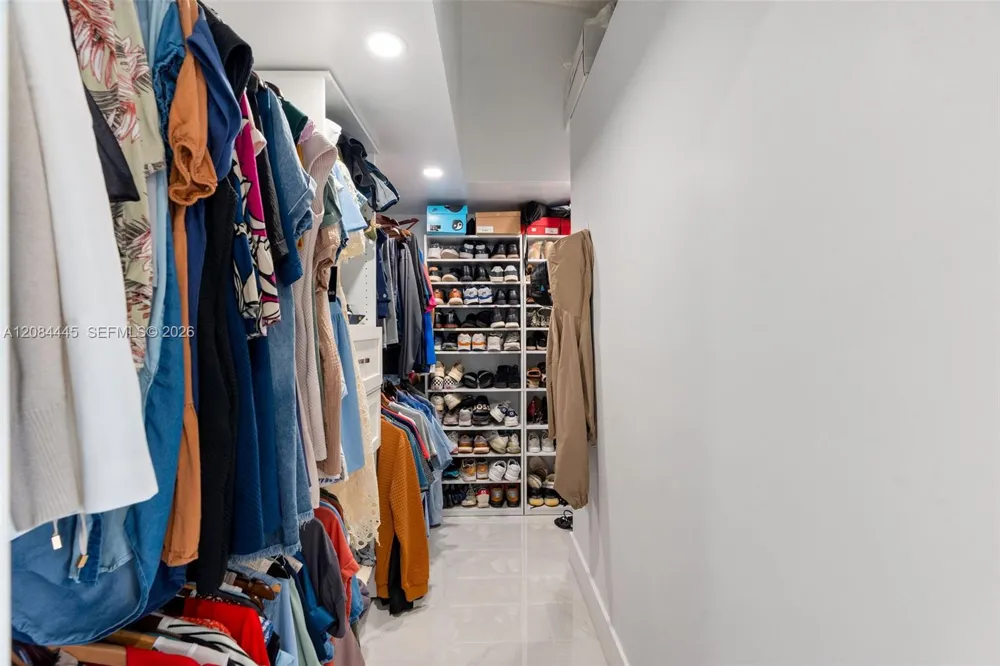 17374 NW 66th Pl Hialeah, FL 33015