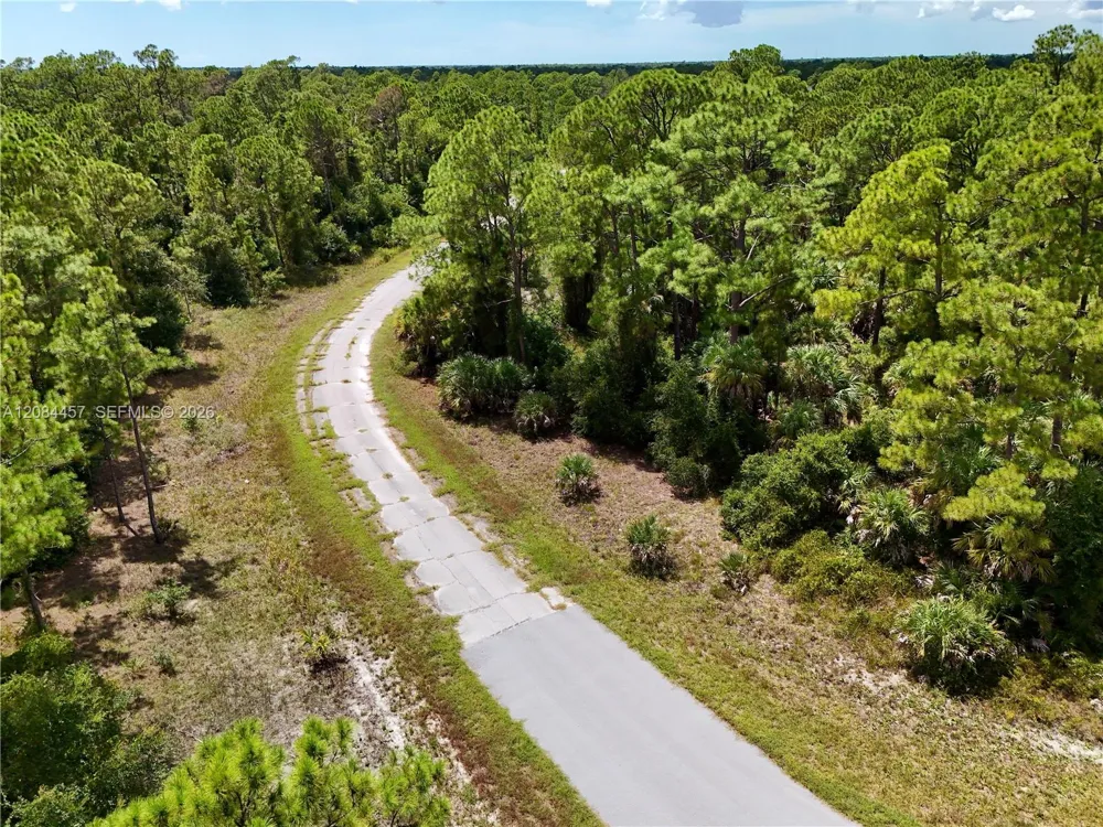 Legend Ln North Port, FL 34288