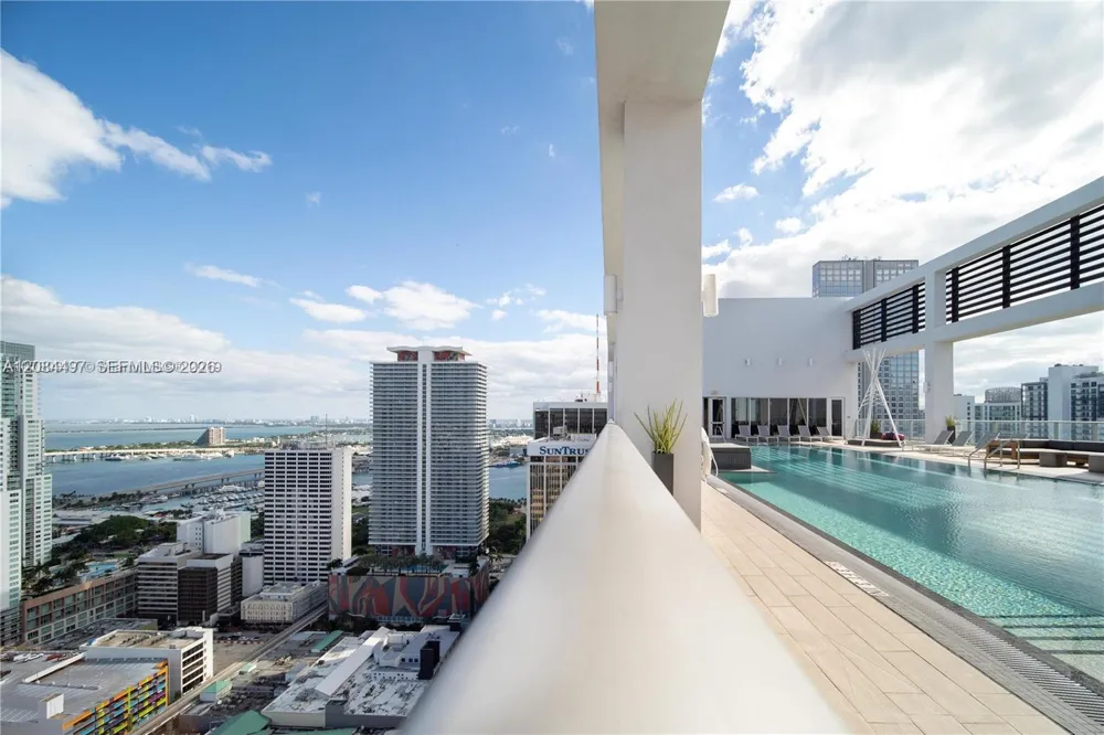 151 SE 1st St #PH08 Miami, FL 33131