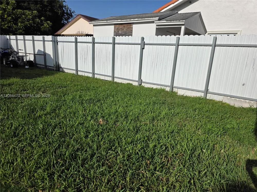 16203 SW 302 nd st Homestead, FL 33033