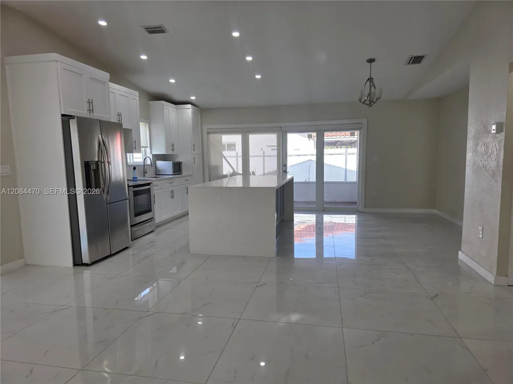 16203 SW 302 nd st Homestead, FL 33033