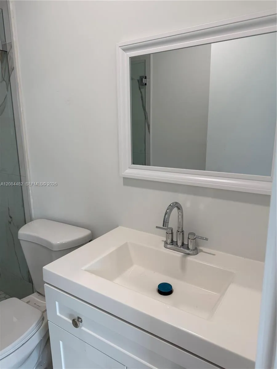 2100 NW 102nd St #2 Miami, FL 33147