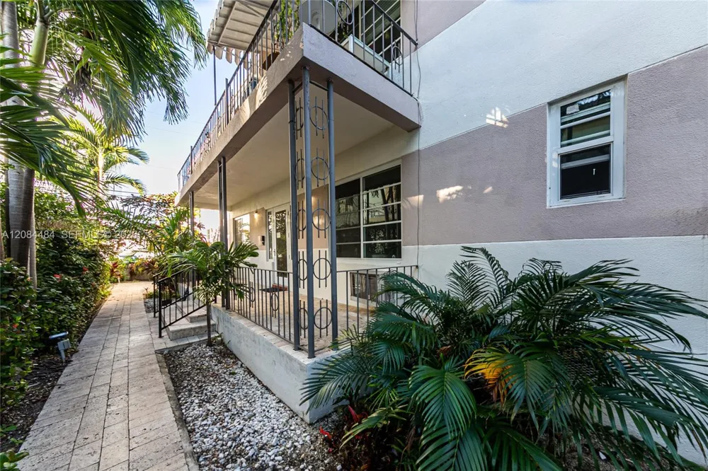 1431 Lincoln Ter #2 Miami Beach, FL 33139