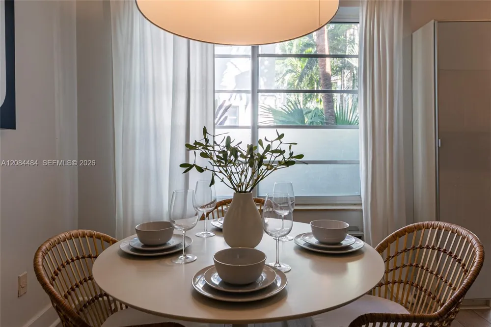 1431 Lincoln Ter #2 Miami Beach, FL 33139