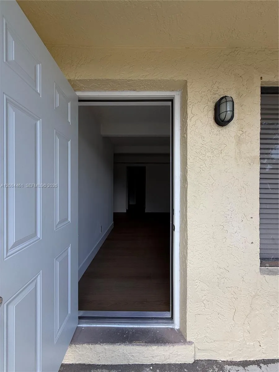 1005 S Flagler Ave #810 Pompano Beach, FL 33060
