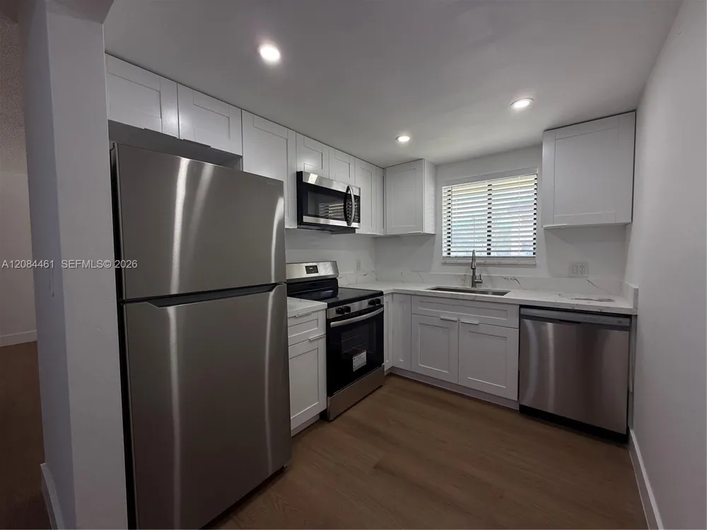 1005 S Flagler Ave #810 Pompano Beach, FL 33060