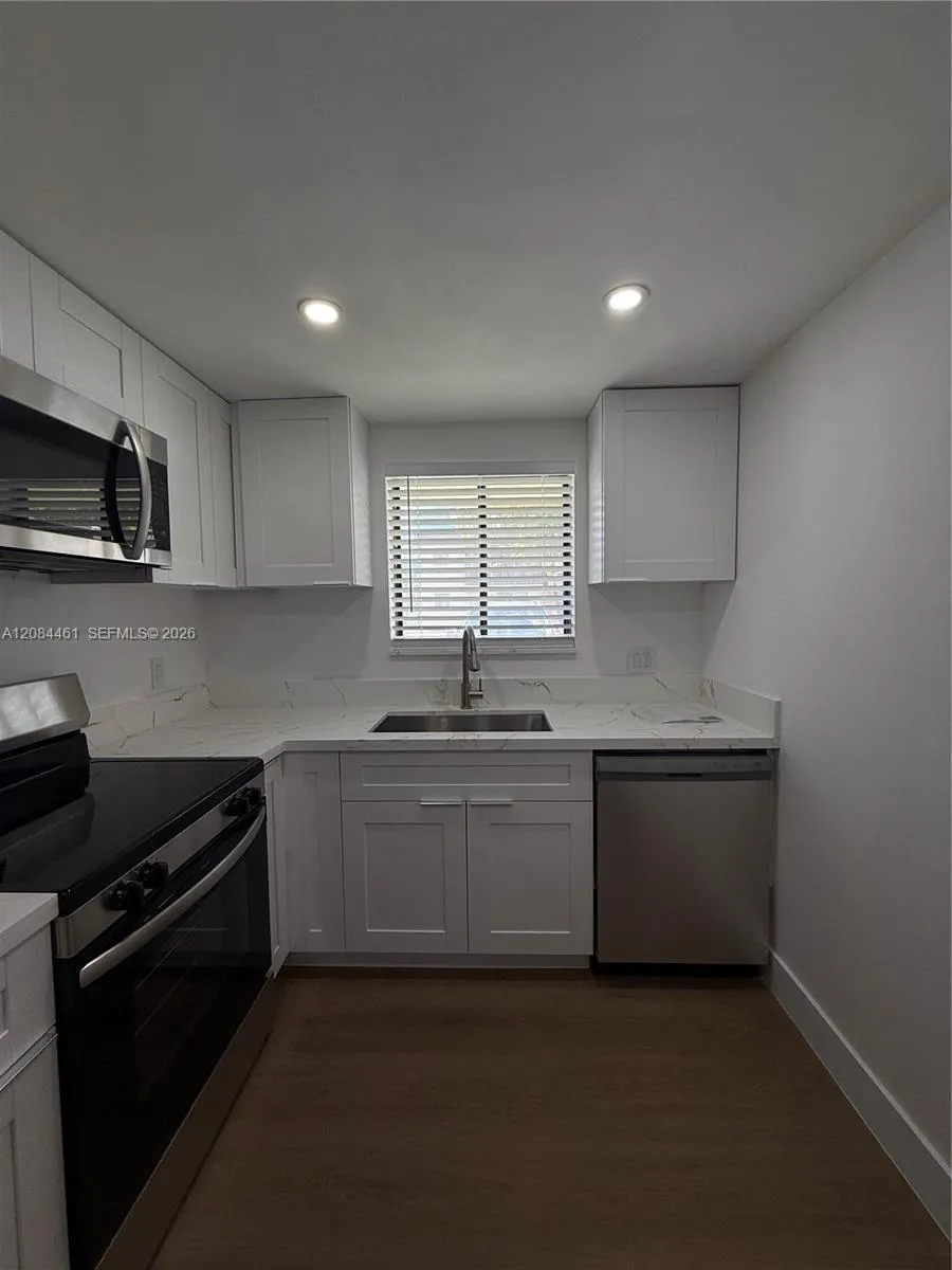 1005 S Flagler Ave #810 Pompano Beach, FL 33060