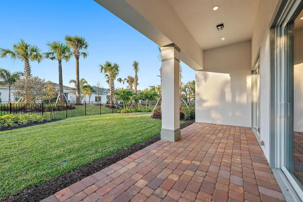 10515 Northbrook Circle Palm Beach Gardens, FL 33412