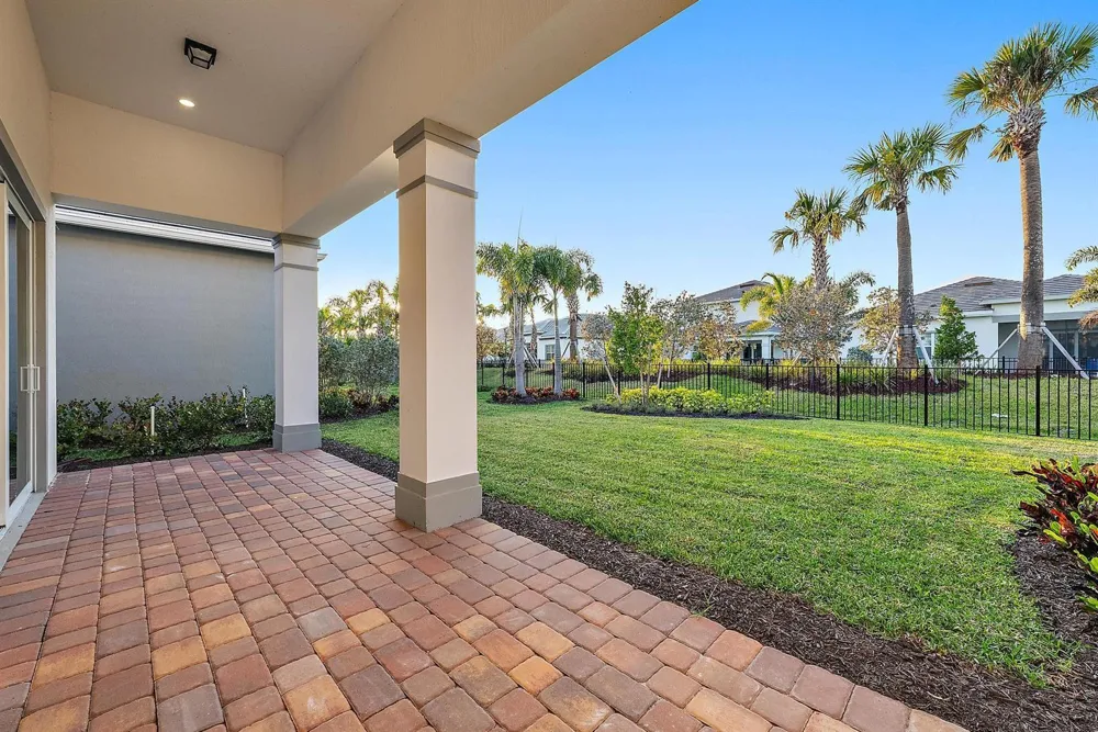 10515 Northbrook Circle Palm Beach Gardens, FL 33412