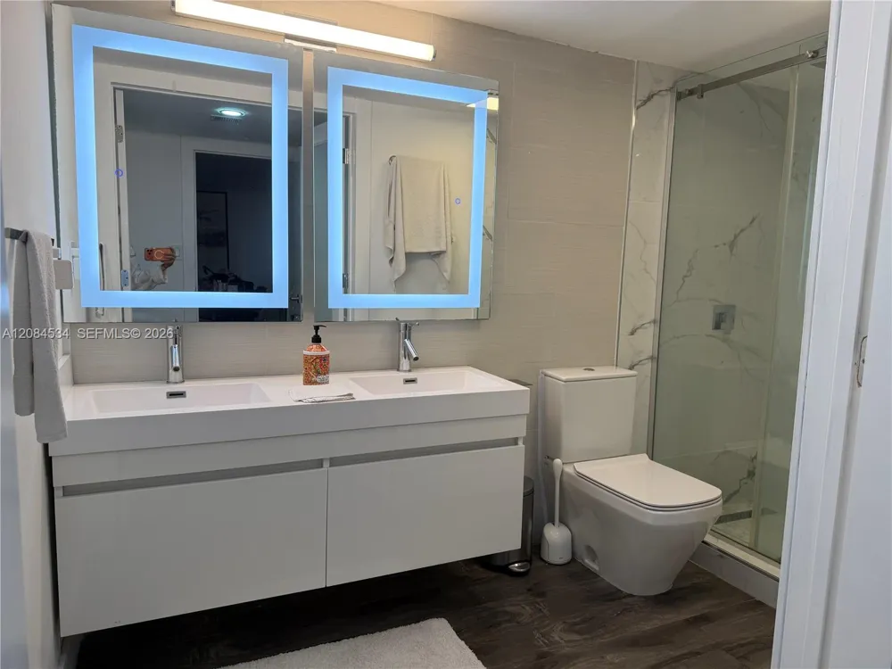 20301 W Country Club Dr #1530 Aventura, FL 33180