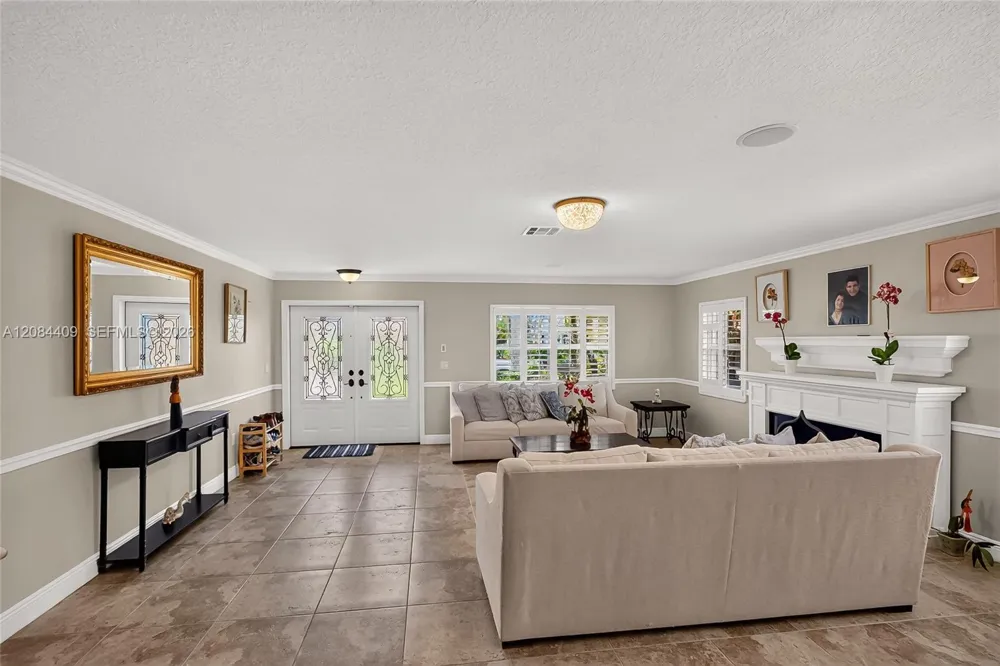 14010 Appalachian Trl Davie, FL 33325