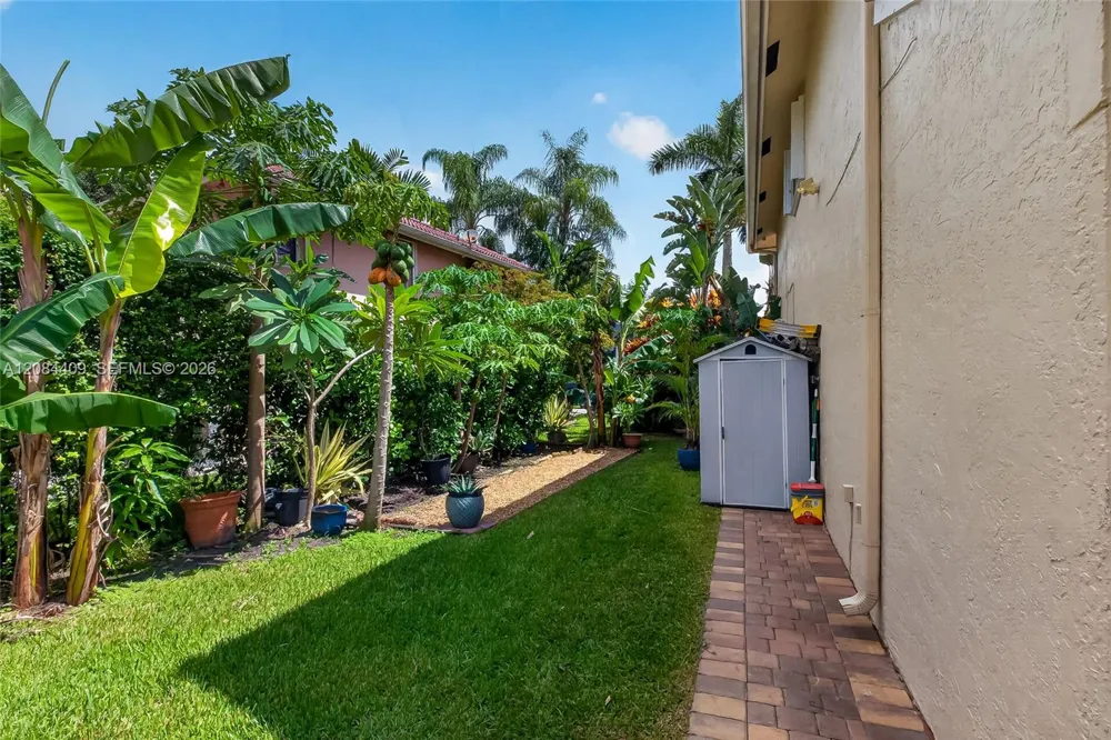 14010 Appalachian Trl Davie, FL 33325